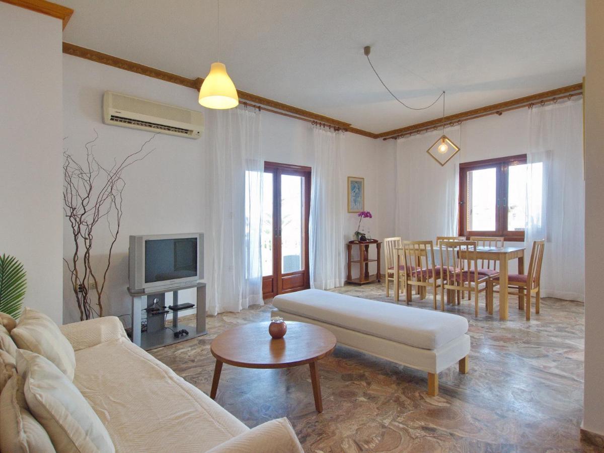 Rouladina Apartments สตาโลส ภายนอก รูปภาพ