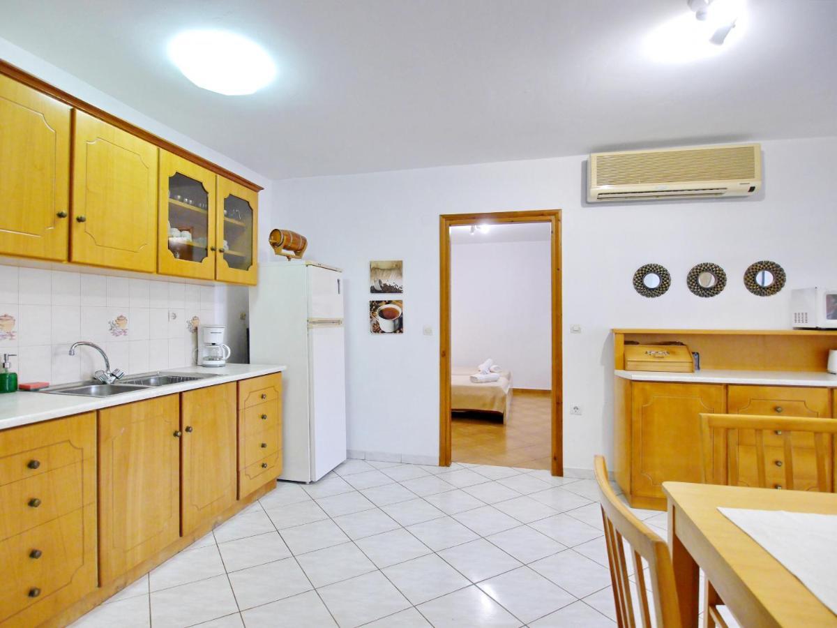 Rouladina Apartments สตาโลส ภายนอก รูปภาพ
