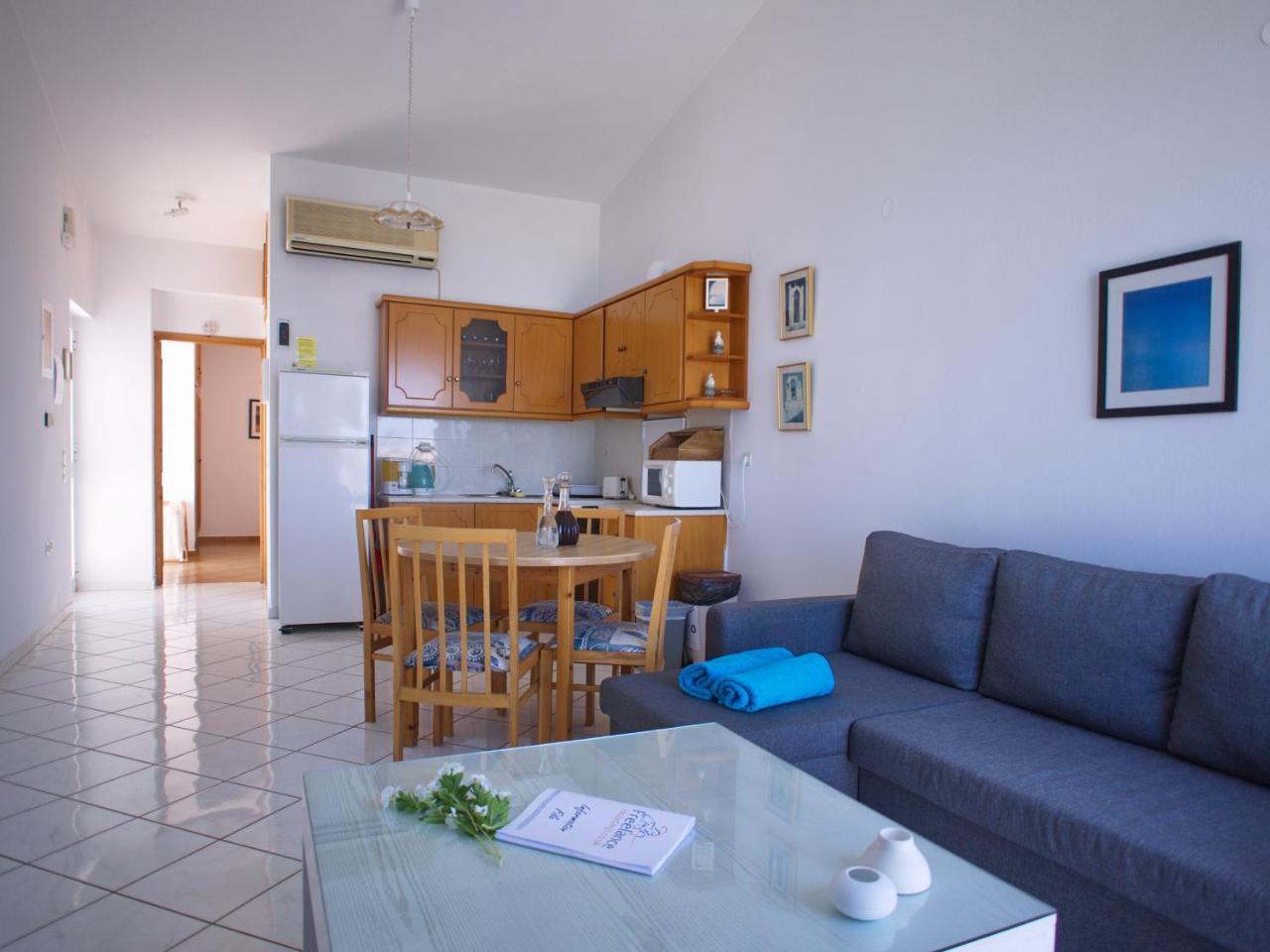 Rouladina Apartments สตาโลส ภายนอก รูปภาพ